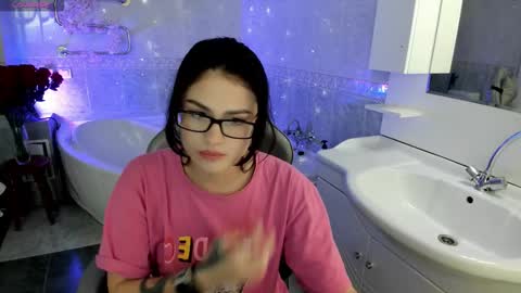 Emily online show from November 2, 2:36 am