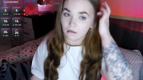 Emily  Emi online show from November 3, 4:08 pm