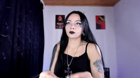  Emily Support me to have 100 likes plx online show from June 1, 5:36 pm