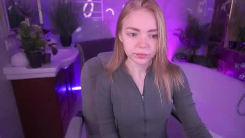  MY NAME IS Emily WELCOME EVERYONE I WILL BE HAPPY TO GIVE YOU WHAT YOU HAVE DREAMED OF FOR SO LONG online show from April 20, 5:43 am