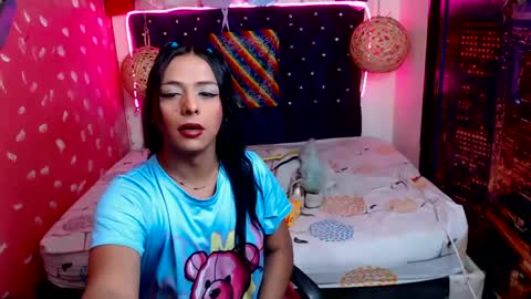 Emily online show from January 13, 2:32 pm