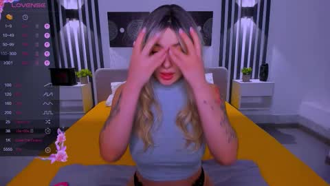 Emily online show from March 6, 1:24 am