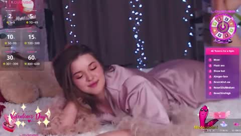 Snapshot of emilywhisperawesome chatting on February 14, 10:58 pm emilywhisperawesome online show from February 14, 10:58 pm