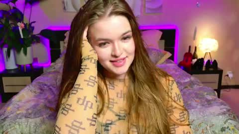 emilywhisperawesome online show from April 24, 11:18 pm