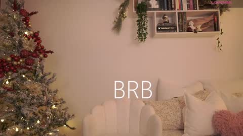 IG thickemmsss online show from December 13, 10:13 pm