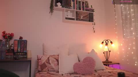 IG thickemmsss online show from September 14, 5:01 pm