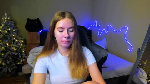 Emily online show from December 20, 10:00 am