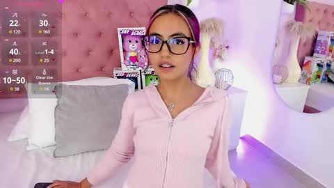 Emily Bank online show from March 5, 11:05 pm