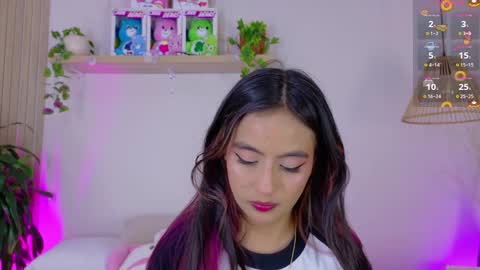Emily Bank online show from May 30, 8:39 pm
