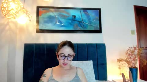 Emilyy Watson online show from December 14, 3:06 pm