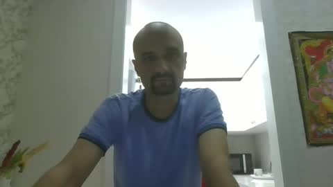 Emin online show from December 10, 10:47 pm