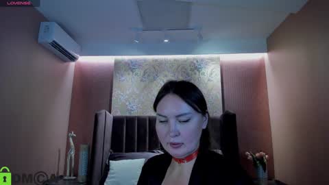 Snapshot of emm_quince chatting on January 18, 7:04 pm Emm online show from January 18, 7:04 pm