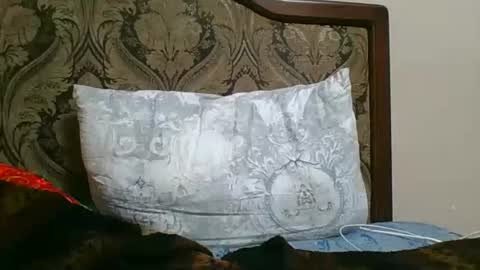 emma_991 online show from January 5, 3:45 pm