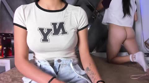 emma__js_ online show from March 5, 12:33 pm