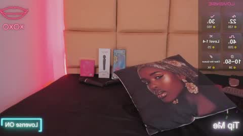 emma__js_ online show from April 23, 12:12 am