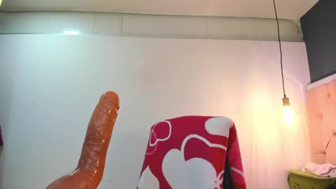 Emma online show from February 27, 1:28 pm