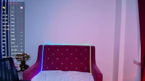 emma__rosss online show from April 13, 2:17 am