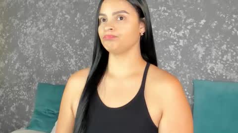 Emma online show from March 25, 7:42 pm