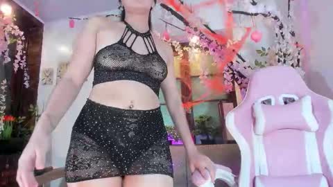 emma_ayala online show from October 25, 7:08 pm