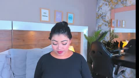 Emma  online show from April 7, 11:43 am