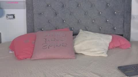 Emma online show from December 22, 2:08 am