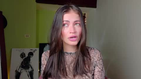 Emma online show from April 17, 10:24 pm