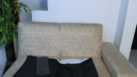 Emma Blue  modelo independiente online show from April 15, 4:52 am