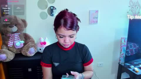 emma_boo_ online show from February 15, 3:31 pm