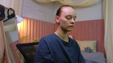 emma_chaser online show from April 23, 1:29 am