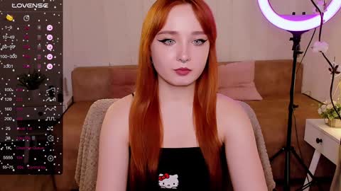 Snapshot of emma_chery chatting on December 11, 9:19 am  Emma   online show from December 11, 9:19 am