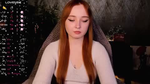 Snapshot of emma_chery chatting on December 18, 8:42 am  Emma   online show from December 18, 8:42 am