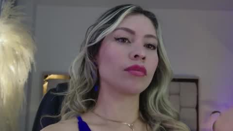 emma coronel online show from November 13, 9:36 pm