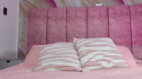 Emma online show from April 15, 3:13 am