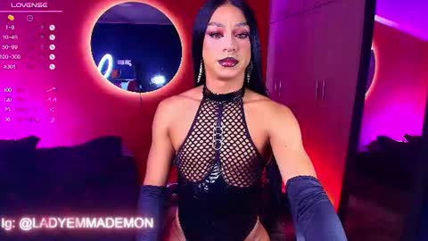 Snapshot of emma_demonn chatting on July 22, 12:19 pm Mistress Emma Demon online show from July 22, 12:19 pm