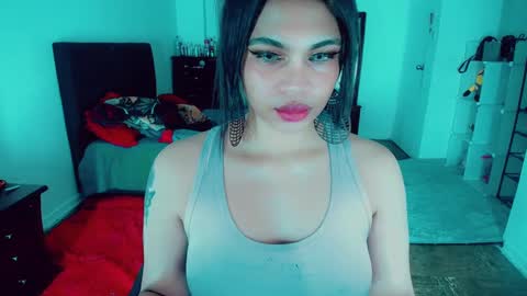 emma online show from December 23, 11:28 pm