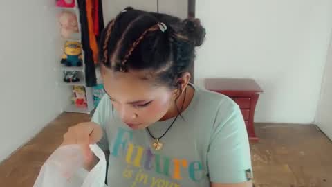 emma online show from March 12, 2:30 am