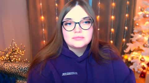 Eva online show from December 13, 1:33 pm