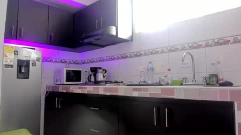 Snapshot of emma_eva1 chatting on October 3, 2:03 pm Emma online show from October 3, 2:03 pm