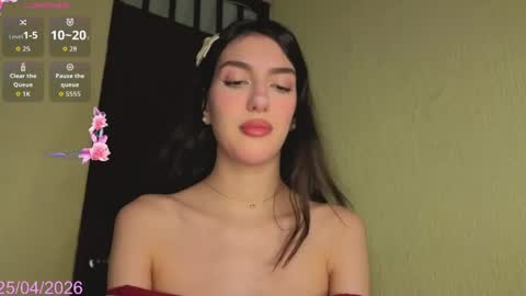 Emma 3 online show from April 26, 3:15 am