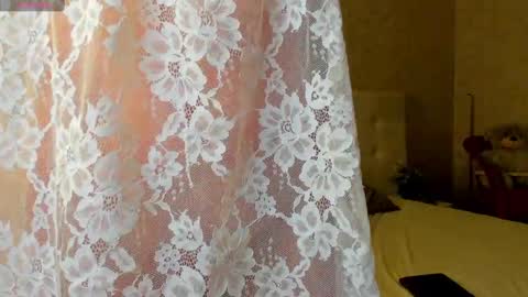 Snapshot of emma_jhons0n chatting on February 15, 12:59 am Emma Mon Tue Thu Fri Sat 3am-9am GTM2 online show from February 15, 12:59 am