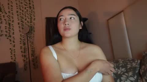 emma_johnson_ online show from January 22, 5:05 am