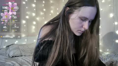 emma_just online show from March 26, 7:36 am