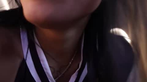 Snapshot of emma_lirys chatting on November 13, 5:28 am Emma online show from November 13, 5:28 am