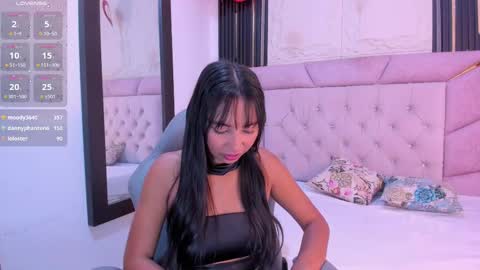 Emma online show from February 21, 7:10 pm