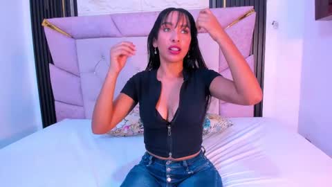 Emma online show from February 24, 8:36 pm