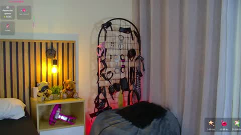  Emma morales  online show from April 23, 1:24 pm