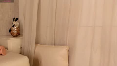 Snapshot of emma_morgann chatting on February 21, 2:38 pm Emma Morgann online show from February 21, 2:38 pm