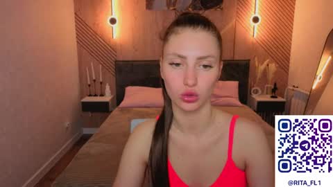 Emma Myer online show from May 4, 2:29 am