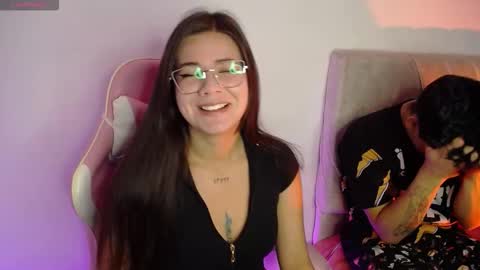 Snapshot of emma_naa chatting on October 13, 12:32 am Emma online show from October 13, 12:32 am