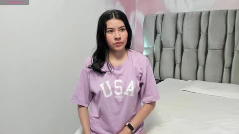 Emma online show from December 28, 6:18 pm